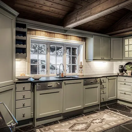 Th622- Premium Ski-In,Out Chalet With 8 Bedroom, Jacuzzi, Sauna * Innbygda