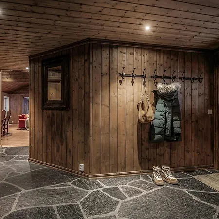 Th622- Premium Ski-In,Out Chalet With 8 Bedroom, Jacuzzi, Sauna * Innbygda
