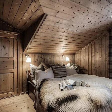 Th622- Premium Ski-In,Out Chalet With 8 Bedroom, Jacuzzi, Sauna