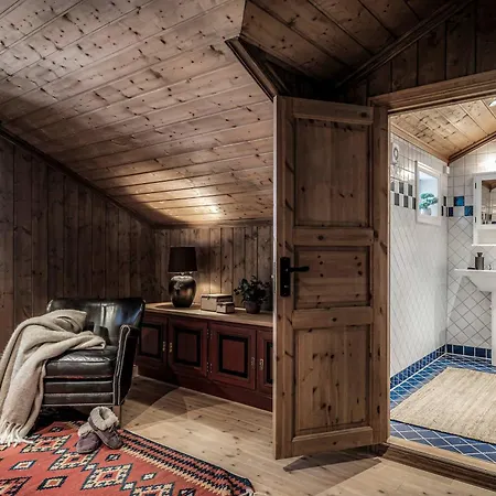Alpehytte Th622- Premium Ski-In,Out Chalet With 8 Bedroom, Jacuzzi, Sauna Innbygda